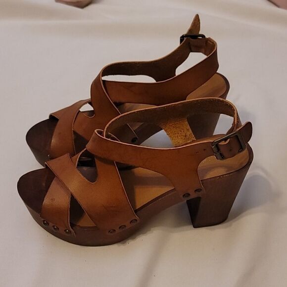Steve madden wooden platforms size 7.5 - Picture 1 of 11